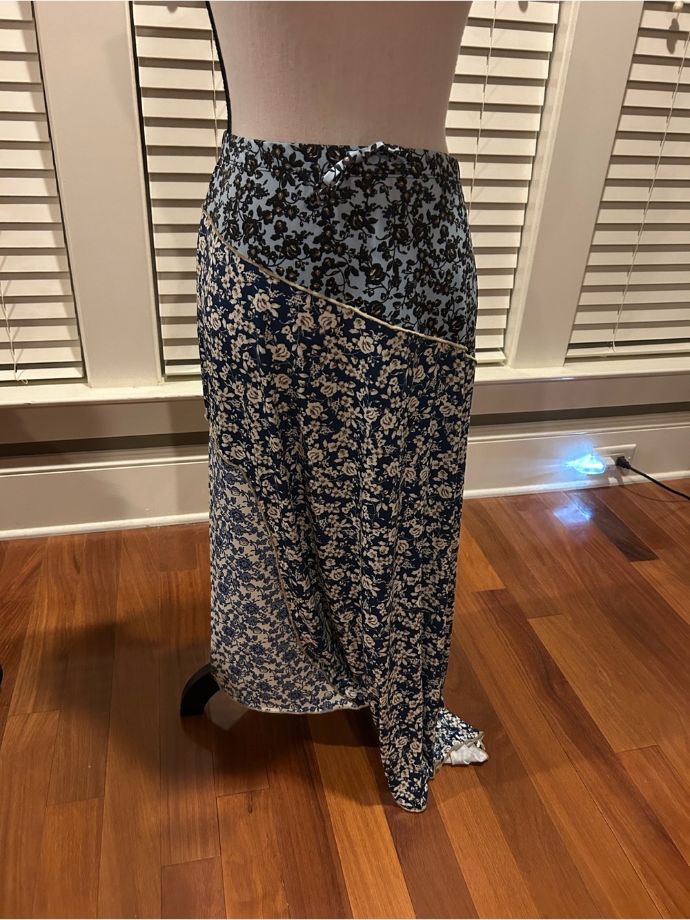 Philosophy Blue and Black Floral Midi Skirt  size M